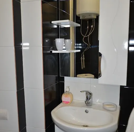 Viatores Apartment *