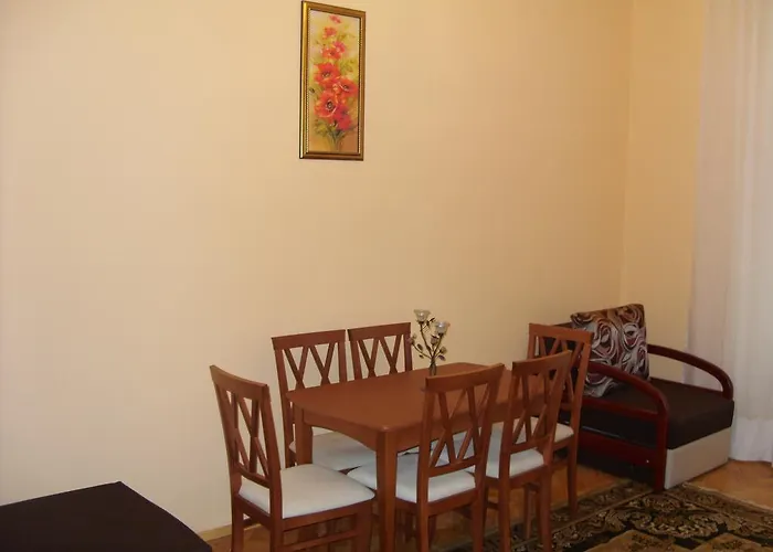 Viatores Apartment *